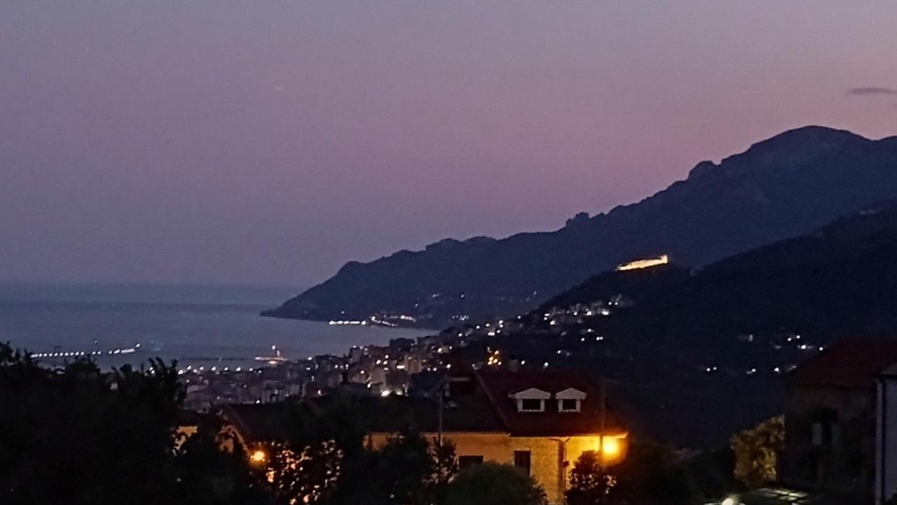 Gatti E Mare Villa Salerno Exterior photo